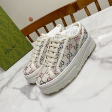 Gucci Low Shoes